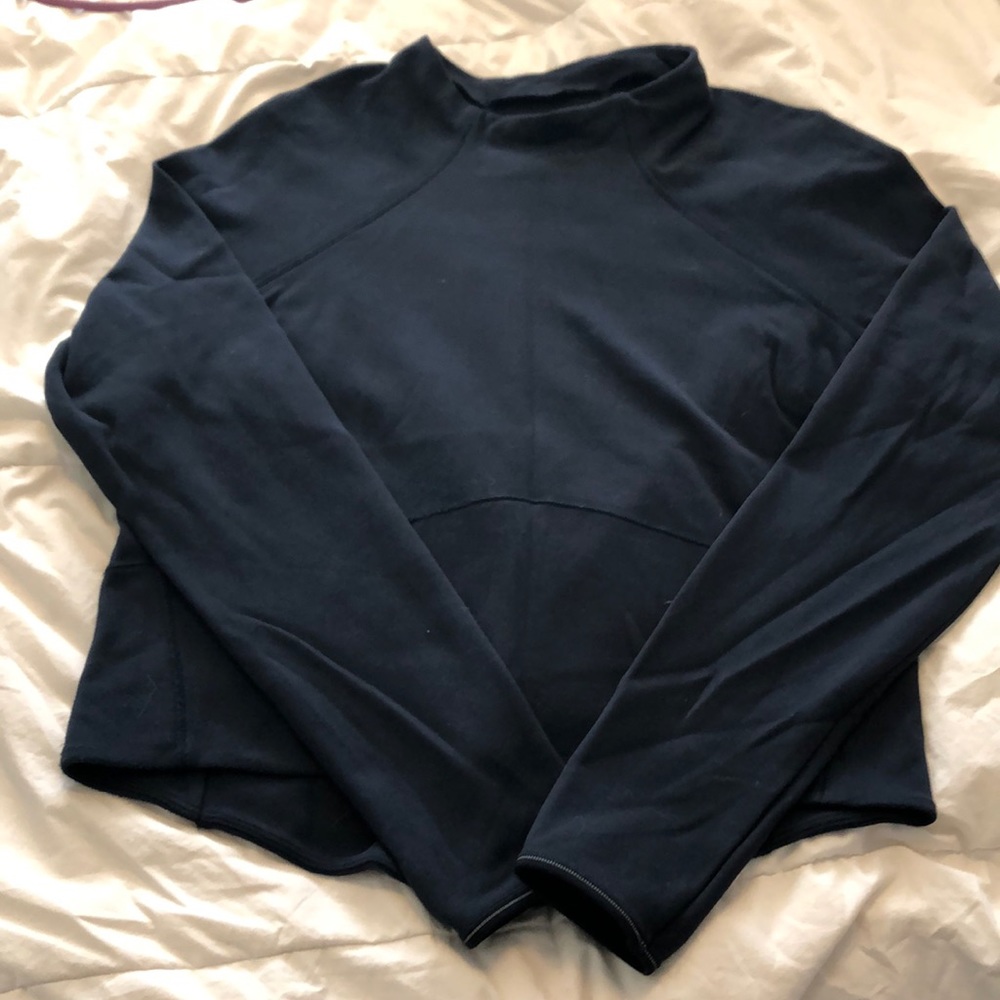 Lululemon Cropped Long Sleeve